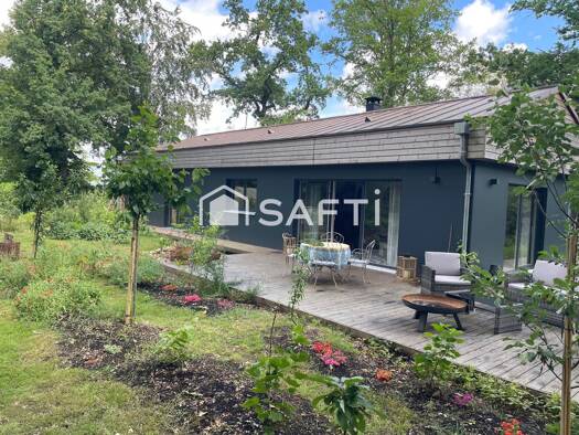 Maison de plain-pied à vendre 599 000 € 5 pièces 4 chambres 137 m² 3 045 m² de terrain Grosrouvre 78490