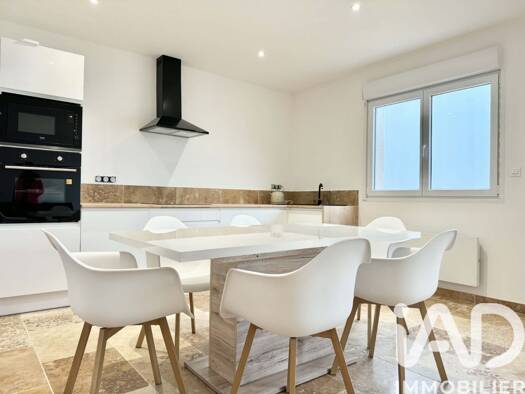 Pavillon à vendre 169 000 € 3 pièces 2 chambres 77 m² 384 m² de terrain Aiglemont 08090