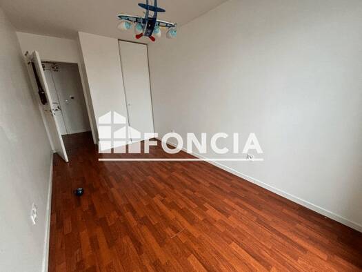 Appartement à louer 964 € 3 pièces 2 chambres 58,6 m² 3ème étage Centre-Entre Deux Gares Mantes-la-Ville 78711