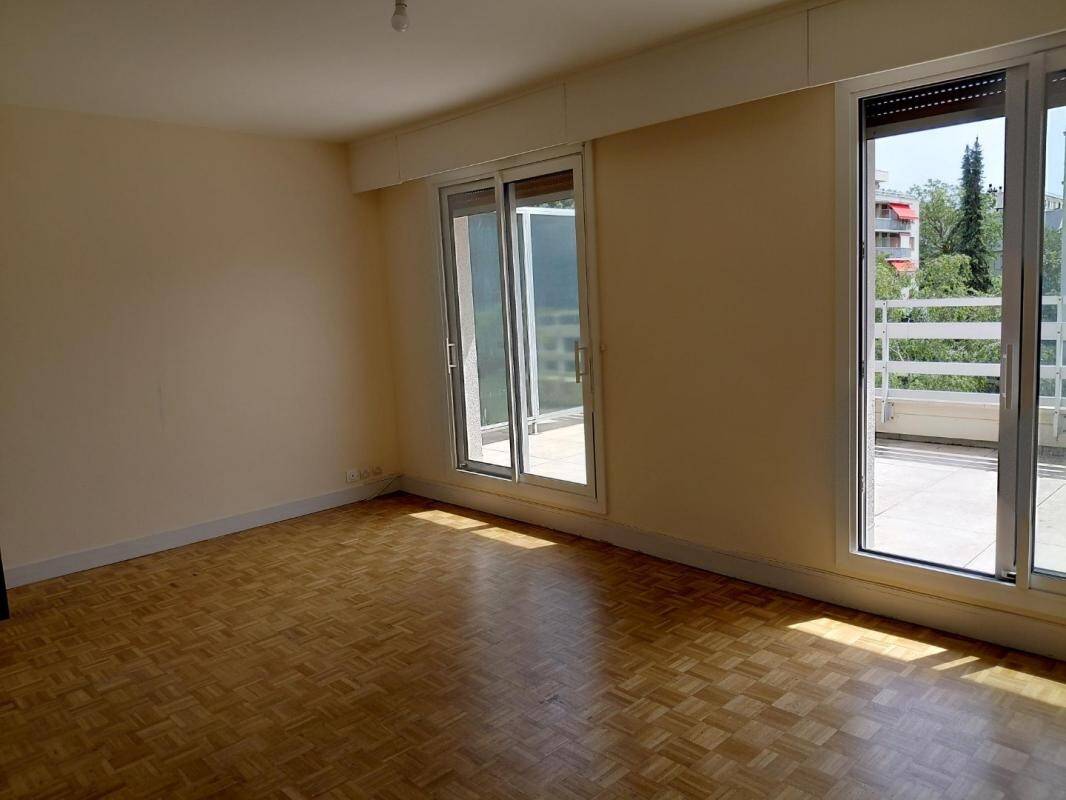 Maison à louer, 27m², RUEIL MALMAISON