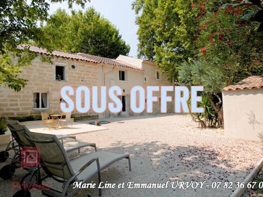 Maison à vendre 409 000 € 4 pièces 3 chambres 124 m² 685 m² de terrain Graveson 13690