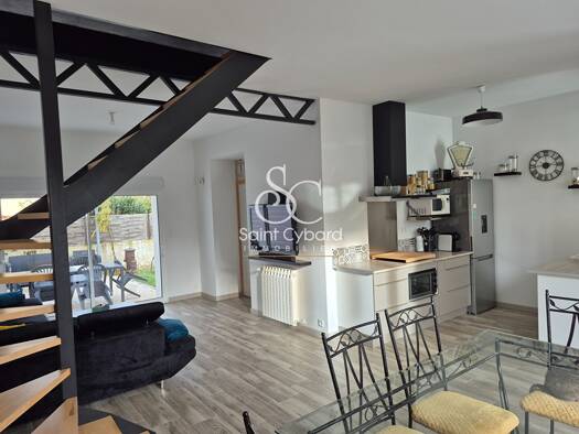 Maison à vendre 183 750 € 4 pièces 3 chambres 80 m² 260 m² de terrain Centre Ruelle-sur-Touvre 16600