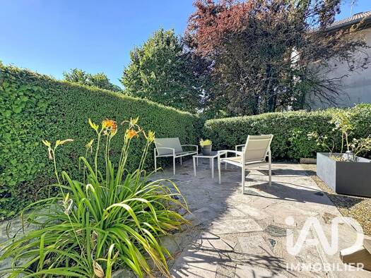 Maison de ville à vendre 195 000 € 3 pièces 2 chambres 98,17 m² 430 m² de terrain Moirans-en-Montagne 39260