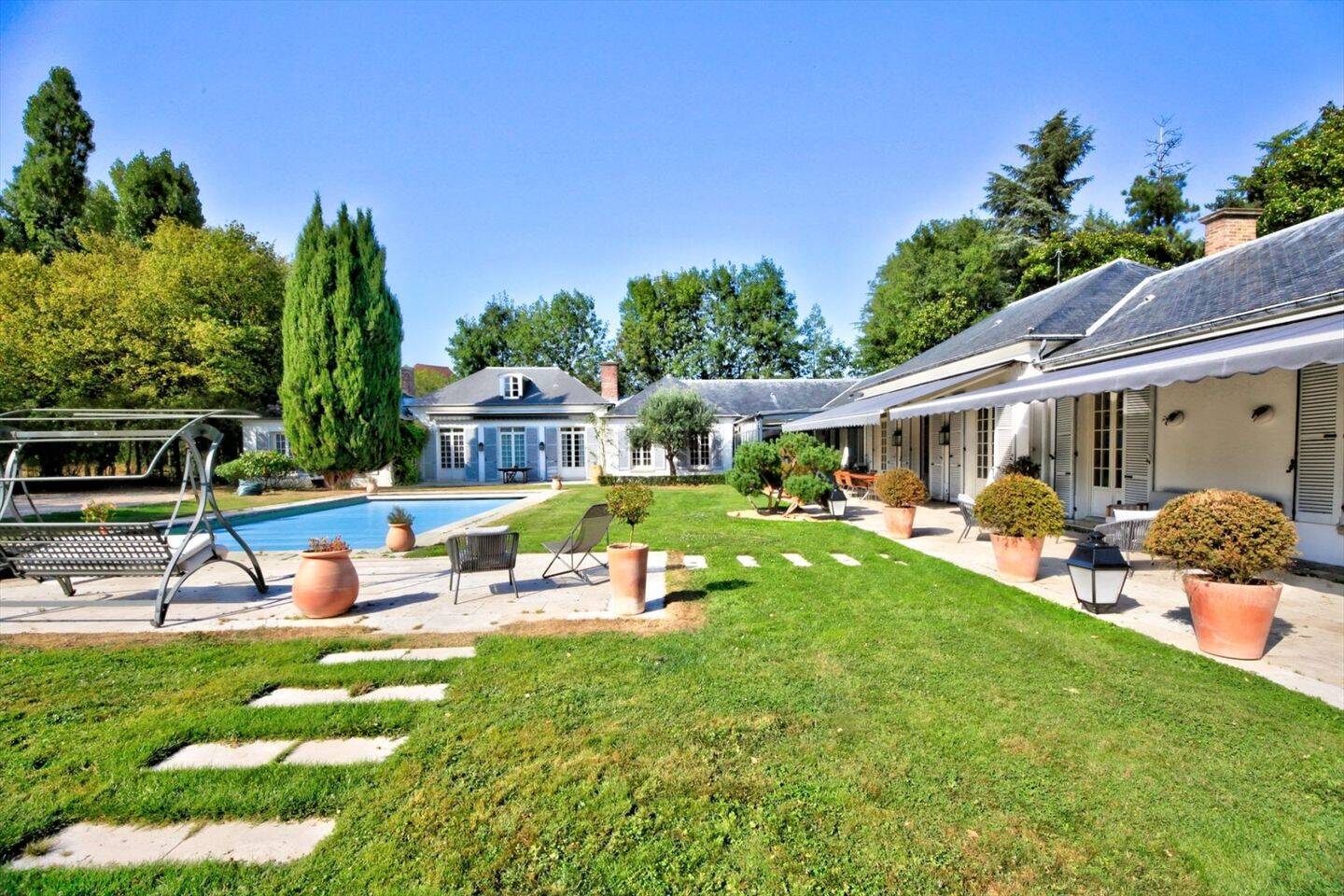 Maison à vendre, 640m², VERSAILLES