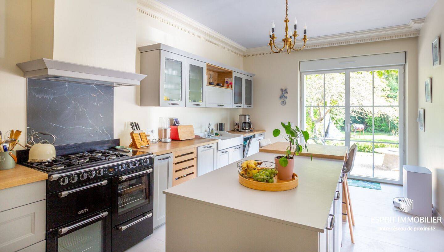 Maison à vendre, 350m², RIEC SUR BELON