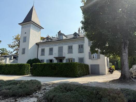 Appartement à vendre 335 000 € 3 pièces 2 chambres 56 m² Étage 3/3 Nord Vétraz-Monthoux 74100