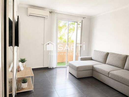 Appartement à vendre 188 000 € 2 pièces 1 chambre 21 m² Étage 1/2 Centre Ville Sanary-sur-Mer 83110