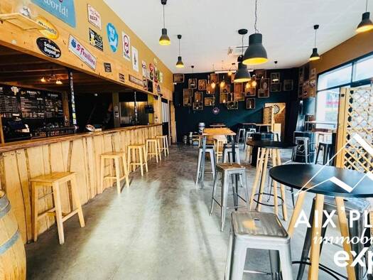 Bar / Café à vendre Fonds de commerce 199 000 € 170 m² d'espace de restauration Drumettaz-Clarafond 73420