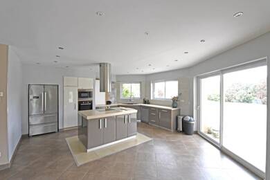 Maison à vendre 420 000 € 8 pièces 5 chambres 200 m² La Haye 50250