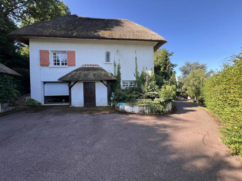 Maison à vendre, 137m², SAINT PRIEST EN JAREZ