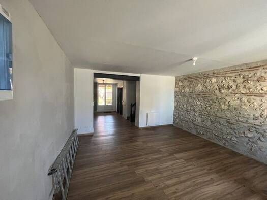 Maison à louer 600 € 3 pièces 2 chambres 78,5 m² Damazan 47160