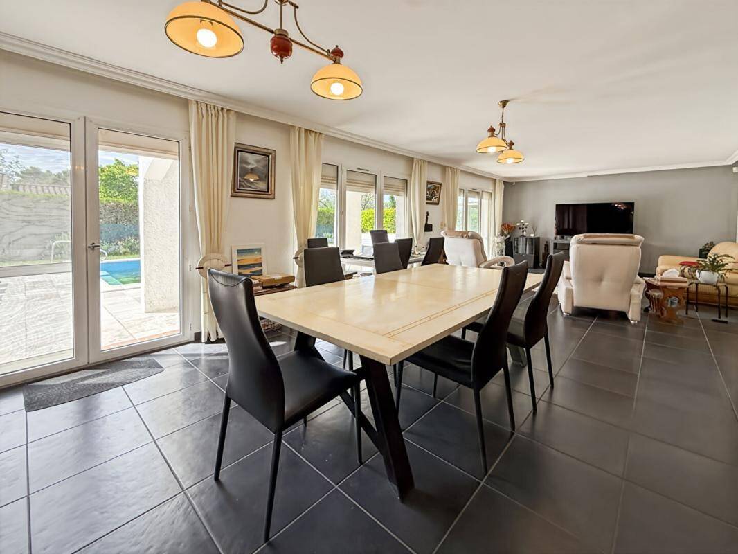 Maison à vendre, 148m², EYGALIERES