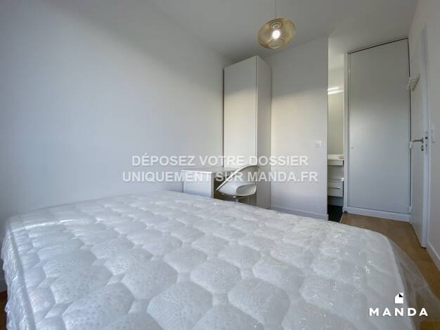 Appartement à louer 713 € 5 pièces 4 chambres 1er étage Dock Saint Ouen Saint-Ouen-sur-Seine 93400