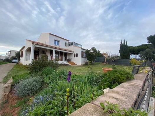 Maison à vendre 330 000 € 5 pièces 3 chambres 125 m² 769 m² de terrain Marseillan 34340