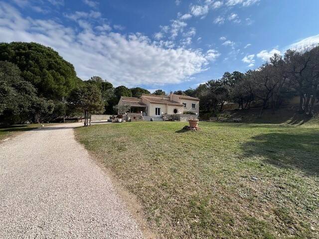 Maison à vendre, 156m², SAINT LAURENT DES ARBRES