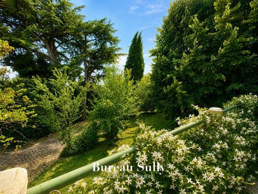 Maison à vendre 790 000 € 5 pièces 4 chambres 235 m² 1 296 m² de terrain Beynost 01700