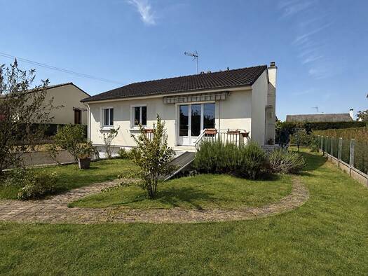 Maison à vendre 172 500 € 3 pièces 2 chambres 75 m² 650 m² de terrain Saint-Rémy-sur-Avre 28380