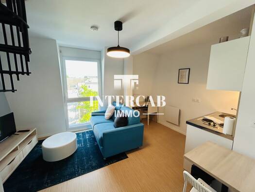 Duplex à louer 870 € 2 pièces 1 chambre 29,5 m² Étage 5/5 Barbâtre-Saint Remy-Verrerie Reims 51100
