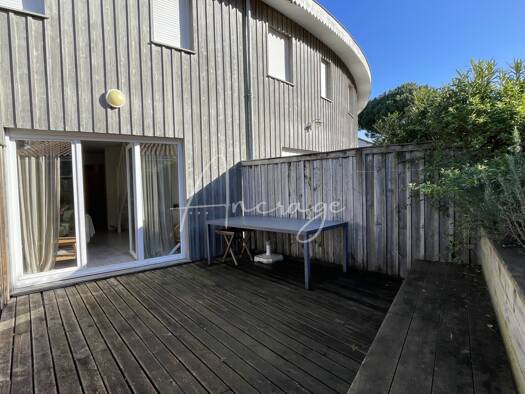 Duplex à vendre 550 000 € 4 pièces 3 chambres 62 m² RDC Centre Cap Ferret Lège-Cap-Ferret 33950