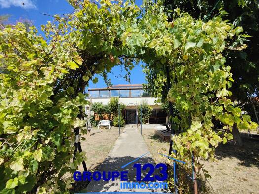 Maison à vendre 159 900 € 5 pièces 4 chambres 121 m² 741 m² de terrain Vieux Migennes Migennes 89400