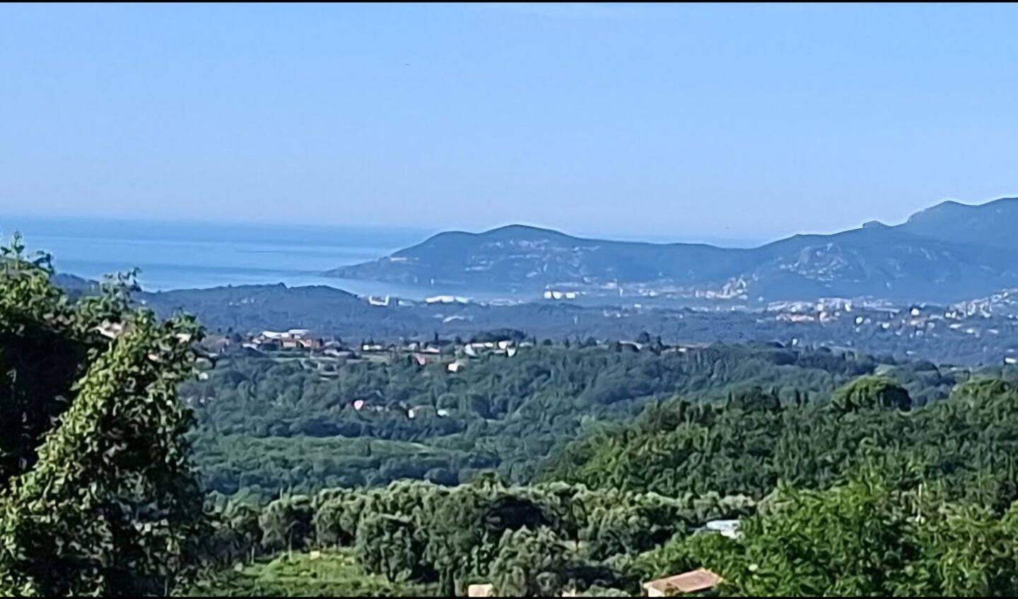 Maison à vendre, 131m², CHATEAUNEUF DE GRASSE