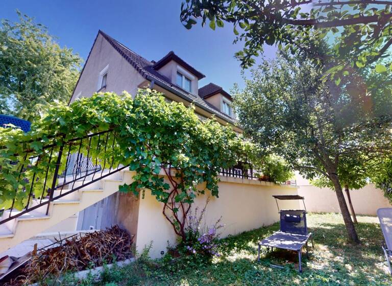 Maison à vendre 599 000 € 6 pièces 5<br/>chambres 168 m²<br/>superficie 423 m²<br/>terrain Emy les Pres Cormeilles en Parisis 95240