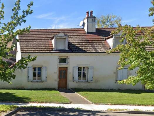 Maison à vendre 117 000 € 3 pièces 2 chambres 82,4 m² 600 m² de terrain Ciel 71350
