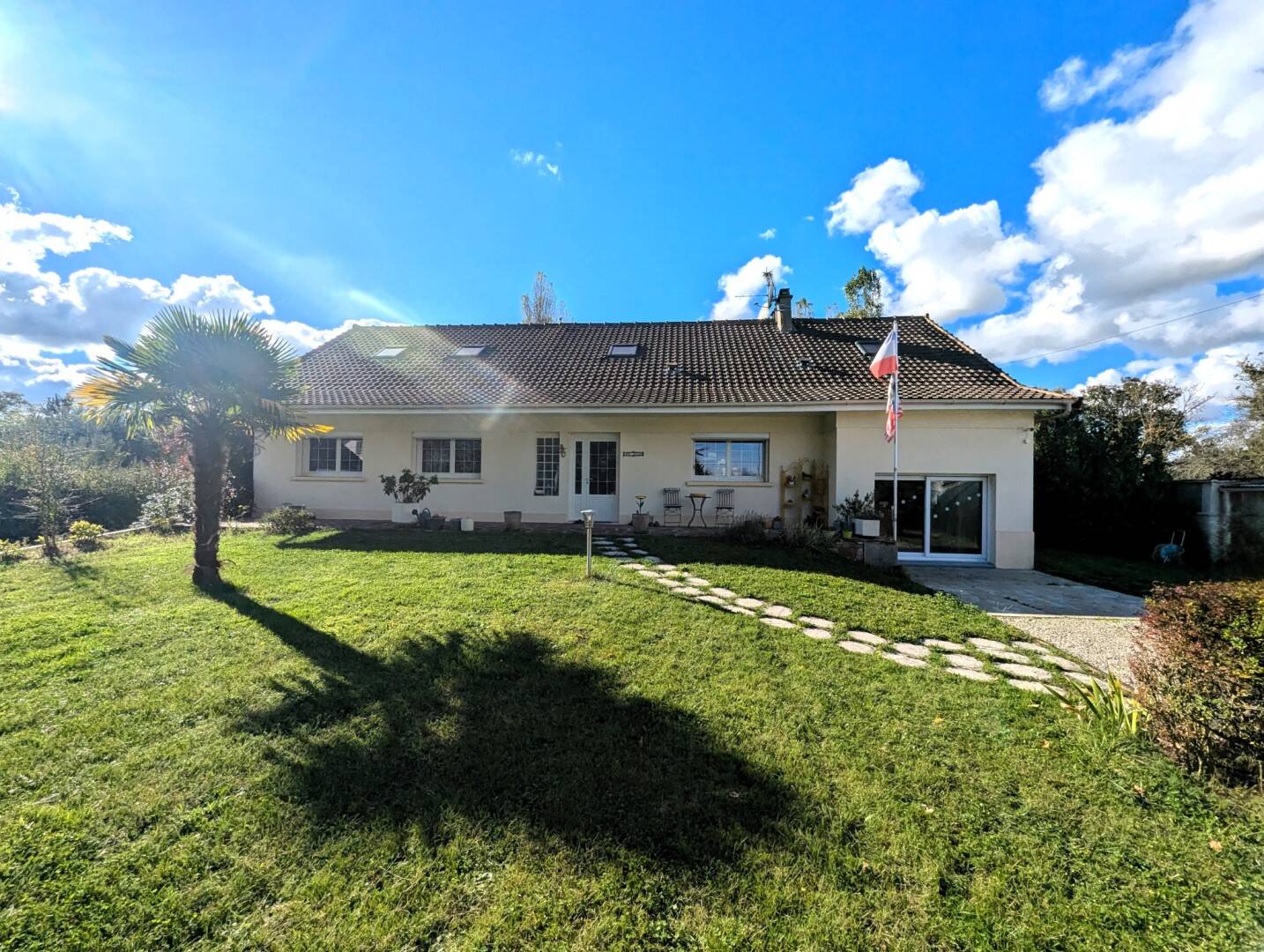 Maison à vendre, 217m², SAINT MAURICE SUR FESSARD