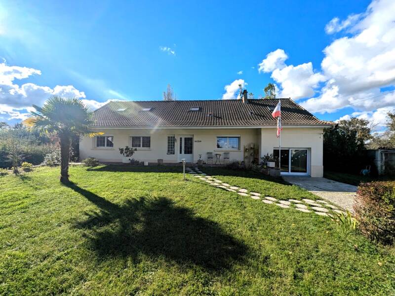 Maison à vendre, 217m², SAINT MAURICE SUR FESSARD