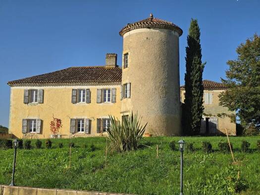 Maison à vendre 1 480 000 € 8 pièces 6 chambres 290 m² 743 760 m² de terrain Mirannes 32350