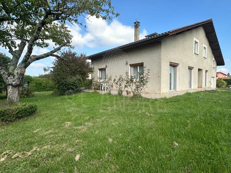 Maison à vendre, 240m², SAINT SIMEON DE BRESSIEUX