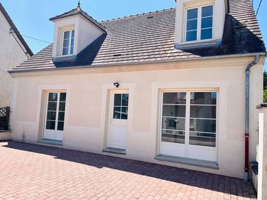 Maison à vendre 215 000 € 5 pièces 3 chambres 110 m² 203 m² de terrain Appoigny 89380