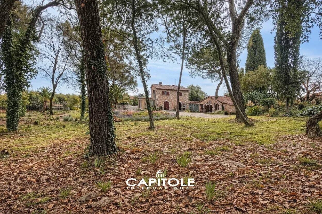 Maison à vendre, 227m², ANTIBES