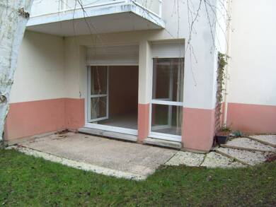 Appartement à louer 631 € 2 pièces 1 chambre 48 m² 2 étages Sens 89100