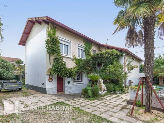 Maison à vendre 255 000 € 5 pièces 4 chambres 154 m² 753 m² de terrain Semeac 65600