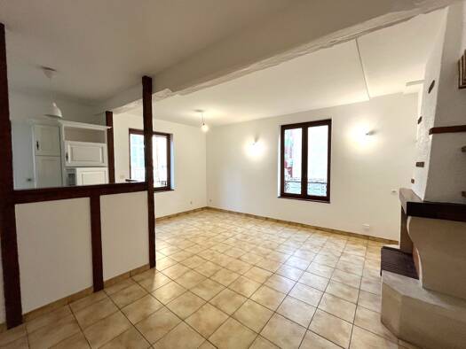 Appartement à louer 390 € 2 pièces 1 chambre 36 m² Étage 1/2 Sainte Catherine Villeneuve-sur-Lot 47300