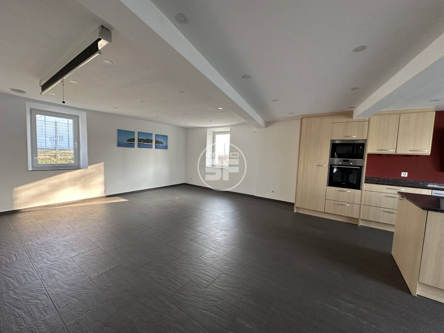 Maison à vendre, 400m², VILLAGE NEUF