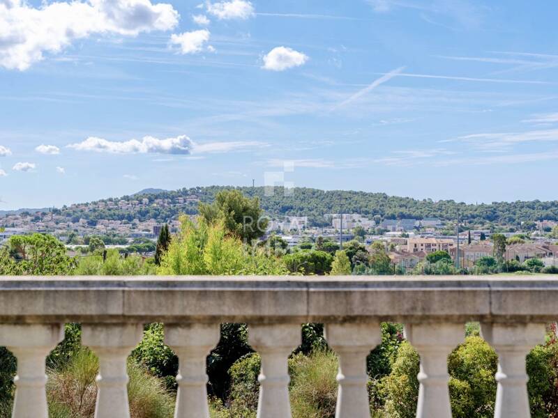 Maison à vendre, 320m², LA VALETTE DU VAR