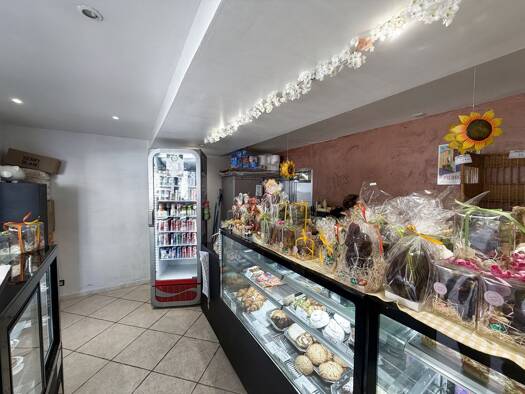Local commercial à vendre 178 000 € 46 m² de surface de vente Pierrefeu-du-Var 83390