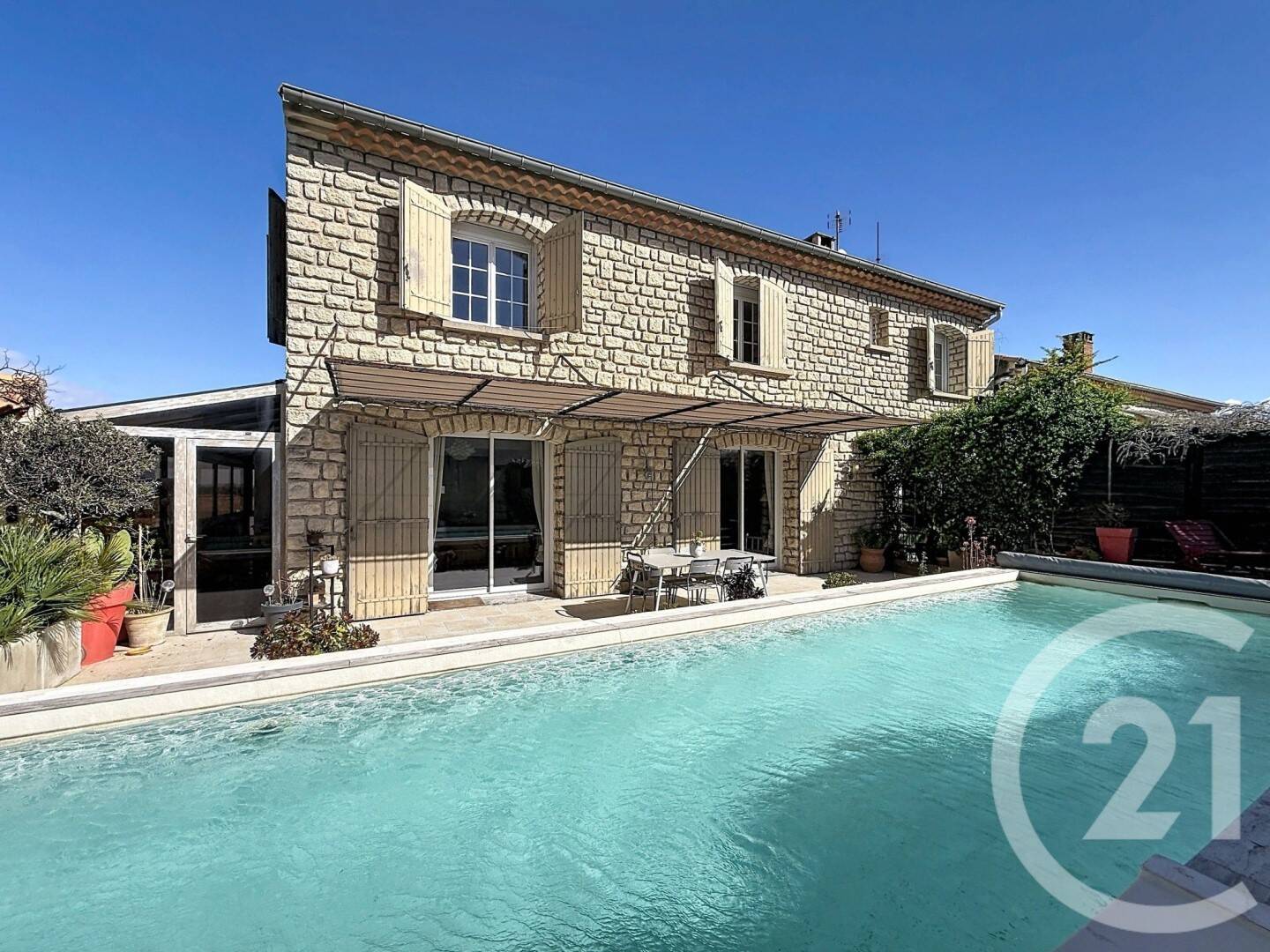 Maison à vendre, 256m², CHATEAURENARD