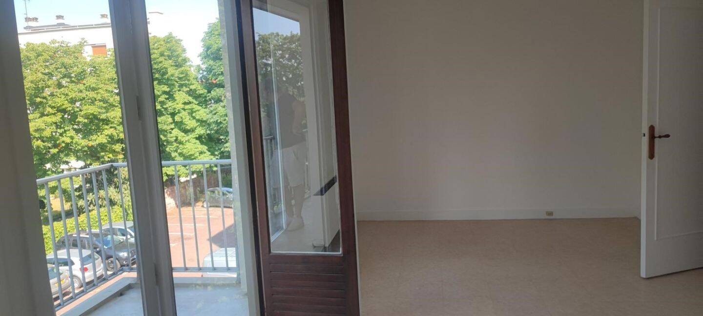 Maison à louer, 29m², SAINT MAUR DES FOSSES