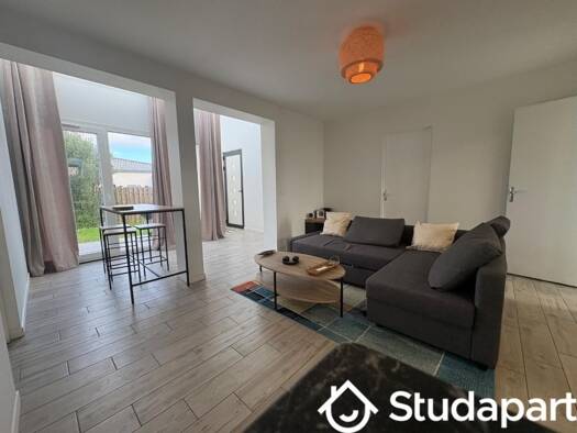 Colocation à louer 689 € 1 pièce 3 chambres 14 m² Est Palaiseau 91120