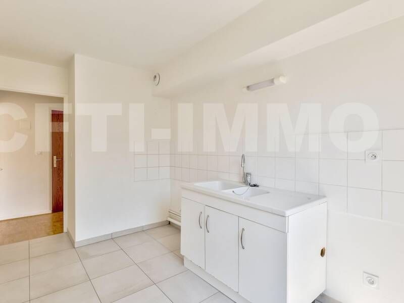 Maison à louer, 57m², LYON 3E