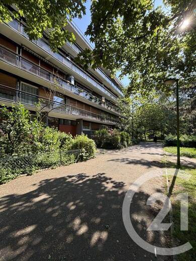 Appartement à louer 1 100 € 3 pièces 2 chambres 60 m² 3ème étage Sarcelles 95200