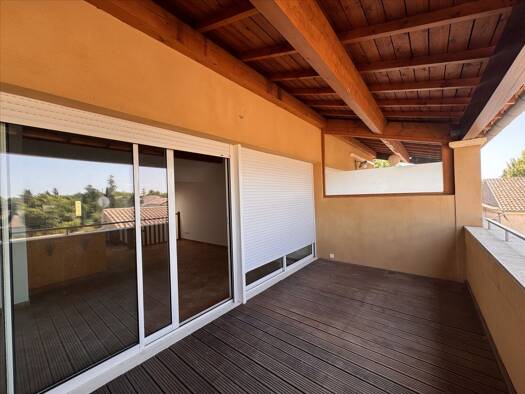 Duplex à louer 800 € 3 pièces 2 chambres 72 m² RDC Sainte-Cécile-les-Vignes 84290