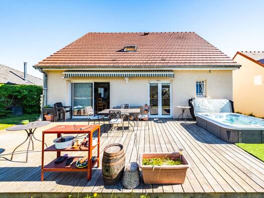 Maison à vendre 460 000 € 7 pièces 5 chambres 133 m² 503 m² de terrain Balzac Dijon 21000