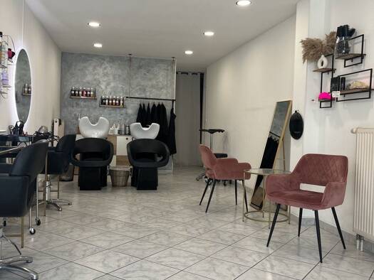 Local d'activités à louer 430 € 90 m² d'espace de stockage Forbach 57600