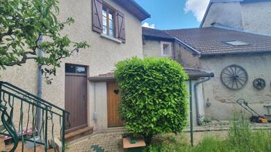 Maison à vendre 199 000 € 4 pièces 3 chambres 100 m² 150 m² de terrain Cremieu 38460