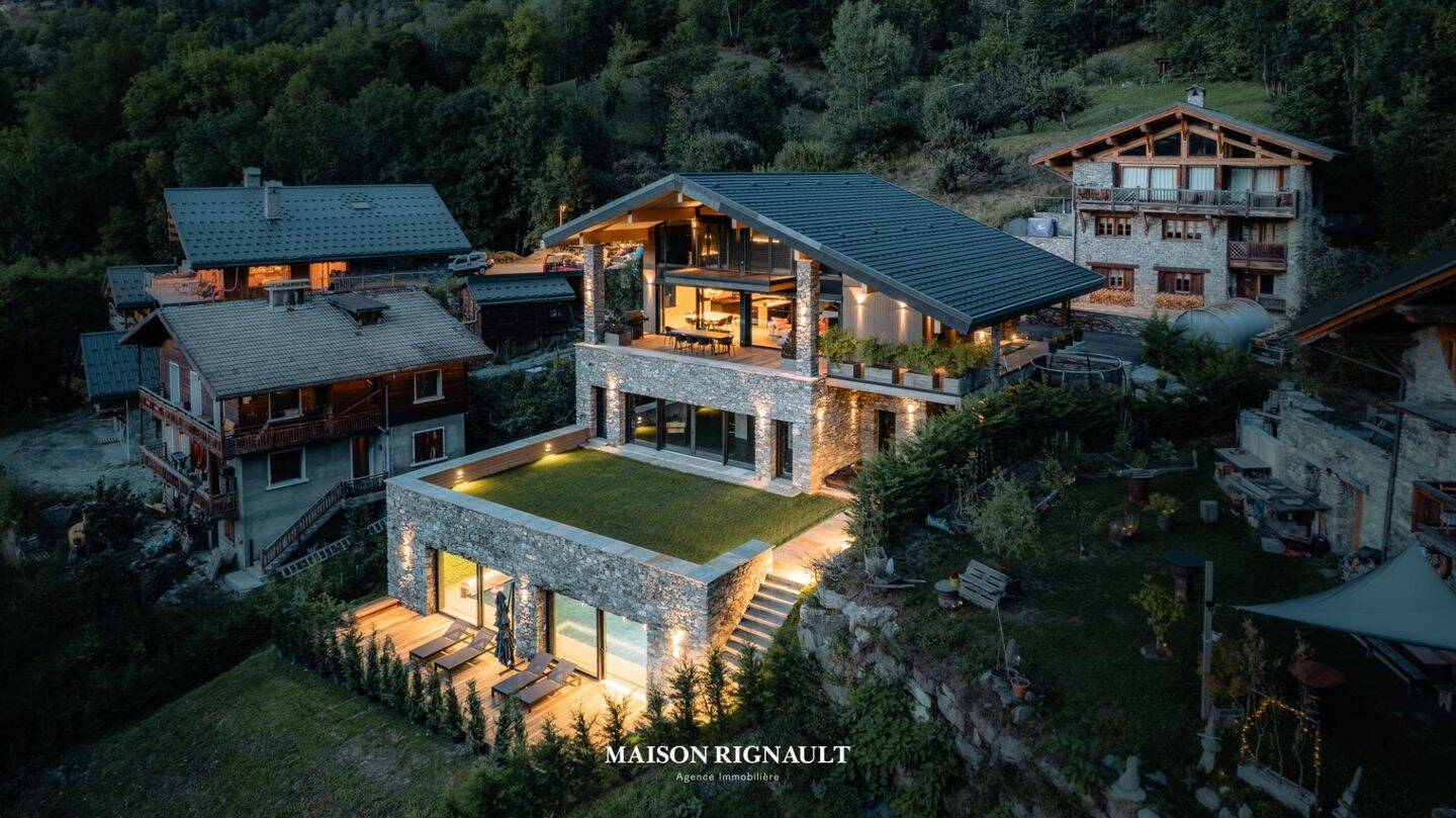 Maison à vendre, 421m², SAINTE FOY TARENTAISE