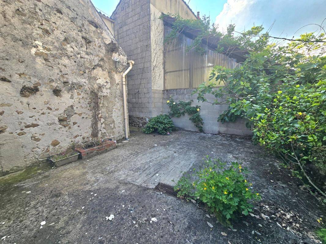 Maison à vendre, 68m², SAINT JEAN LES DEUX JUMEAUX